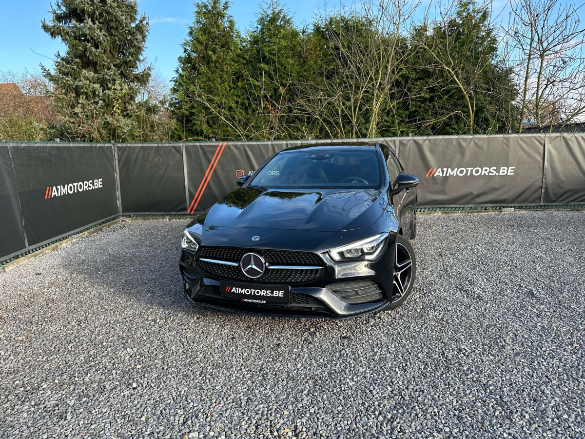 Mercedes-Benz CLA 180 - - - VERKOCHT - - - AMG PAKKET | BENZINE