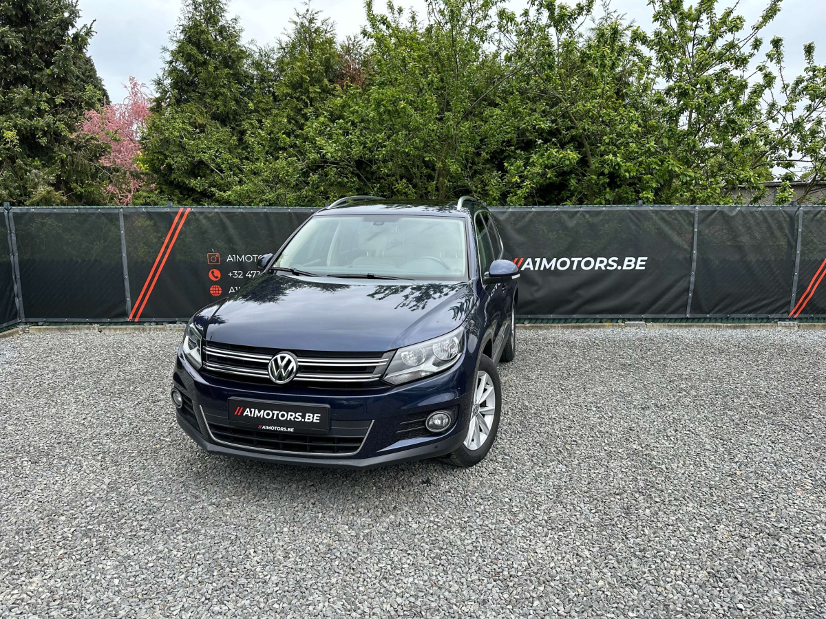 Volkswagen Tiguan - - - VERKOCHT - - - AUT | AIRCO | SCHUIFDAK